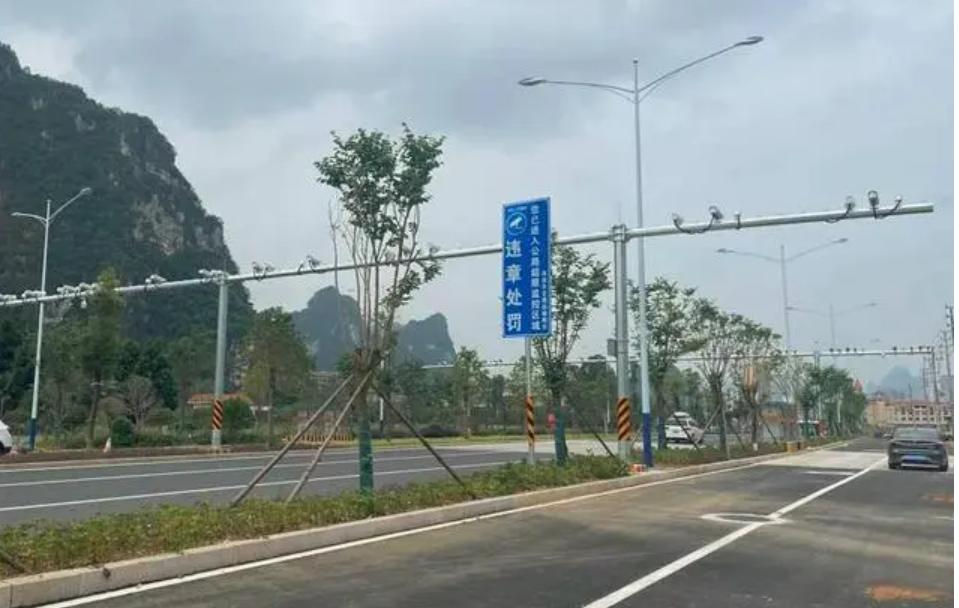 北京物流園區(qū)不停車超載超限預(yù)檢系統(tǒng)哪家強(qiáng)？凱源恒潤北京監(jiān)控安裝工程公司很牛掰！